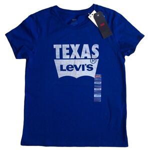 NWT Adult Levi’s T-shirt